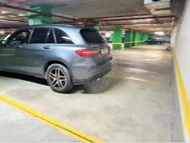 Garagem alugar em Lisboa