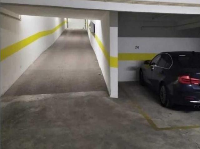 Garagem venda em Lisboa