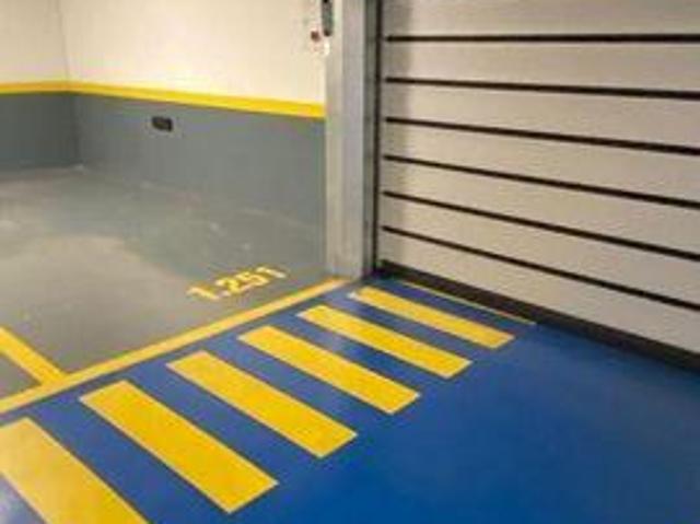 Garagem alugar em Avenidas Novas, Lisboa