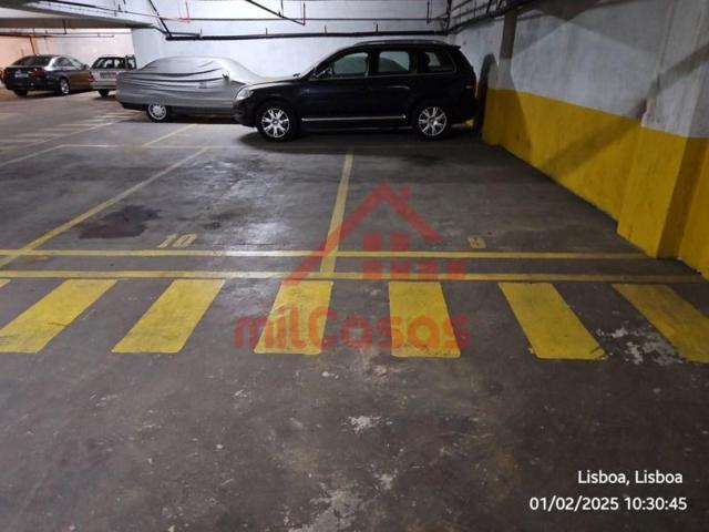 Garagem alugar em Lisboa