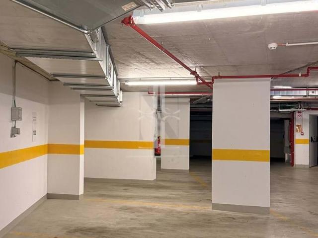 Garagem alugar em Lisboa