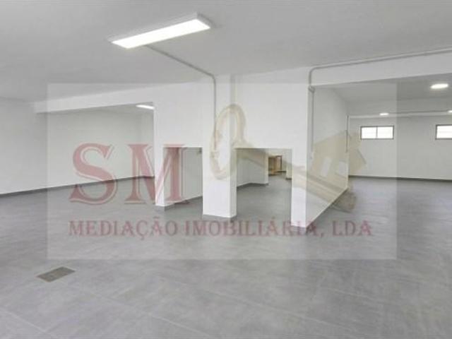 Garagem venda em Moita, Gaio-rosário