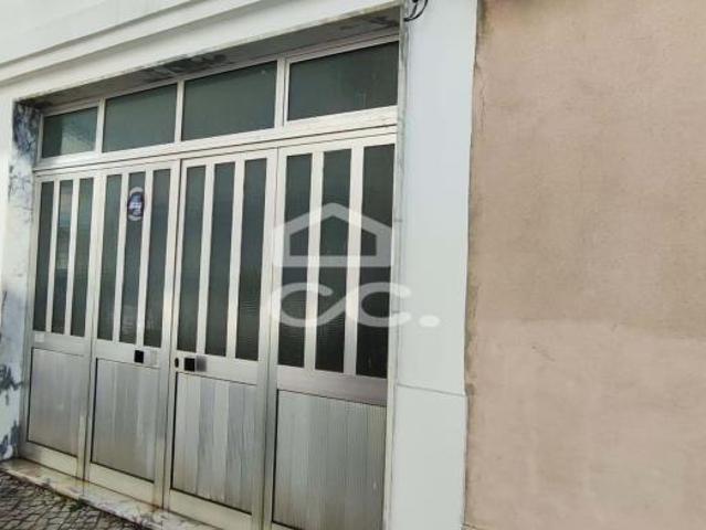 Garagem venda em Moita, Setúbal