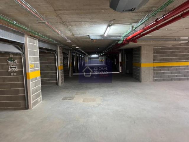 Garagem alugar em Portimão, Faro