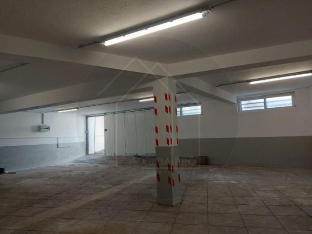 Garagem alugar em Francos, Porto