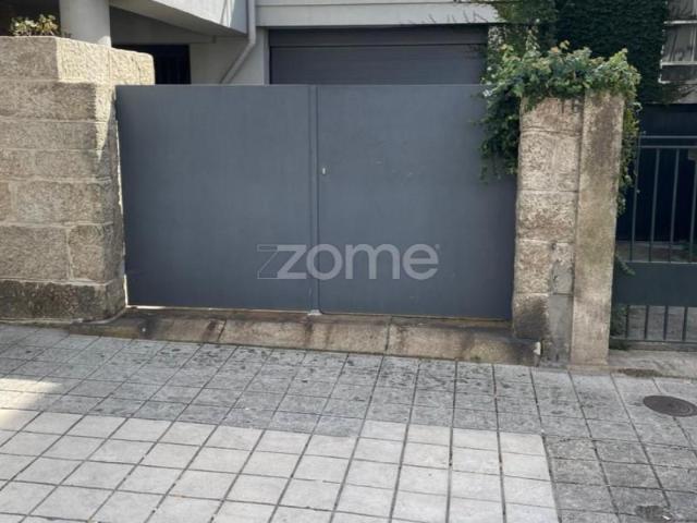 Garagem alugar em Porto