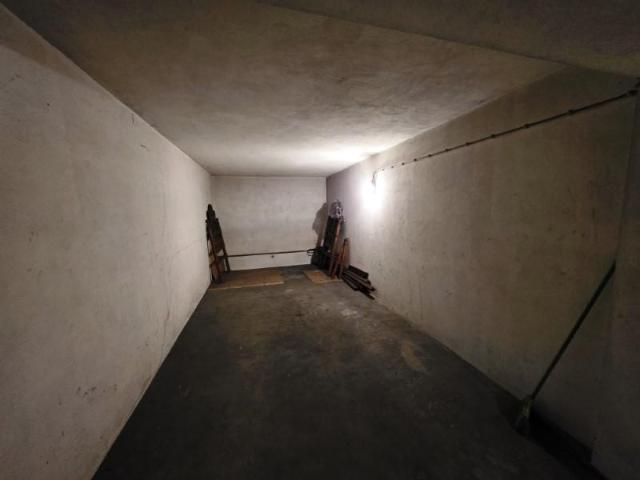 Garagem alugar em Nova Sintra, A Ver-o-mar