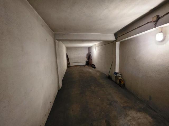 Garagem alugar em Nova Sintra, A Ver-o-mar