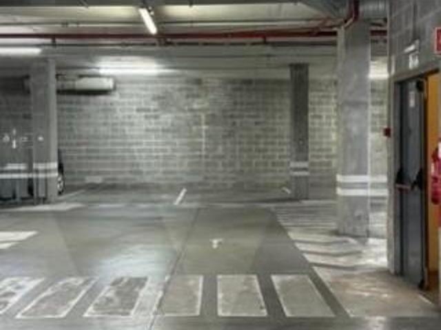 Garagem alugar em Santarém