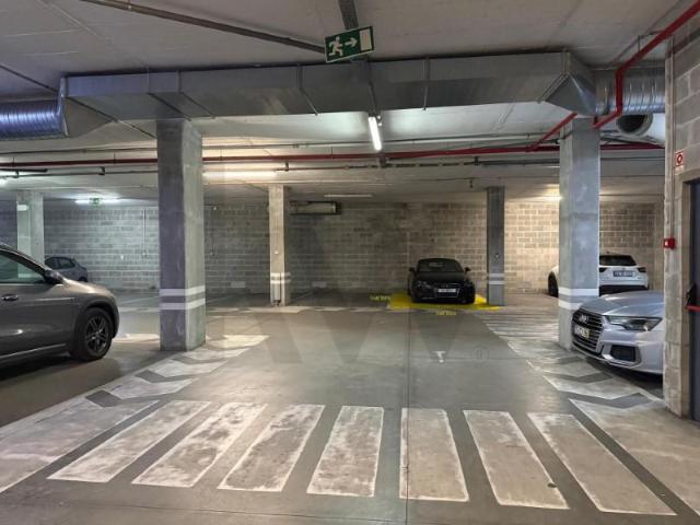 Garagem alugar em Santarém