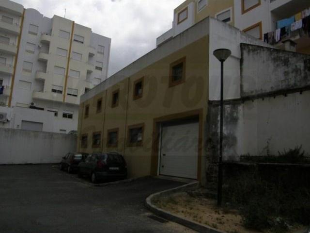 Garagem venda em Santiago Do Cacém, Setúbal