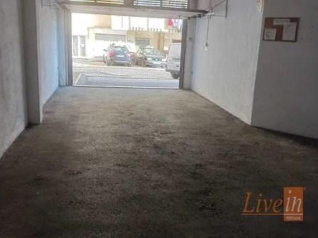 Garagem alugar em Sintra