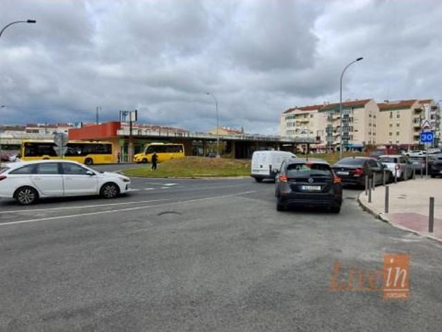 Garagem alugar em Sintra, Tapada das Mercês
