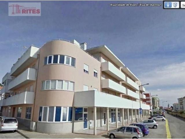 Garagem venda em Areosa, Viana Do Castelo