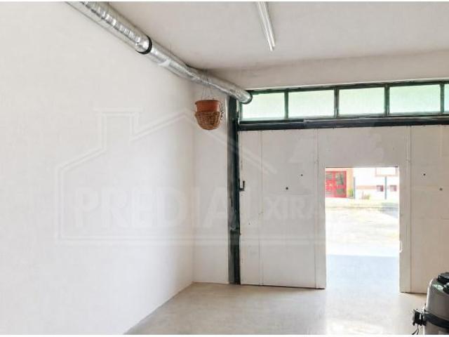 Garagem venda em Vila Franca De Xira, Lisboa