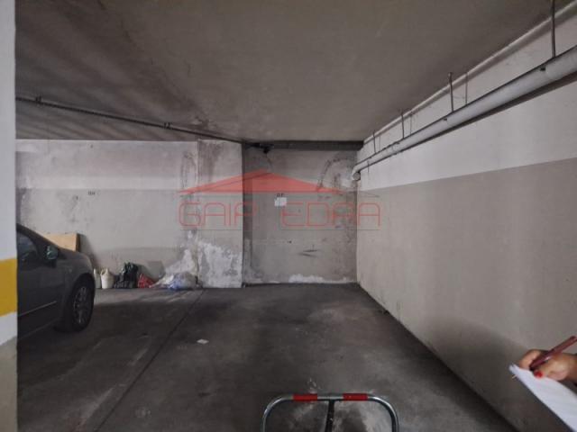Garagem venda em Vila Nova De Gaia