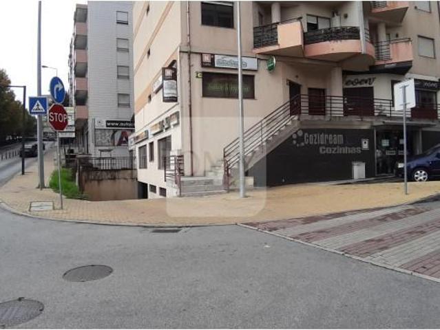 Garagem venda em Vila Real