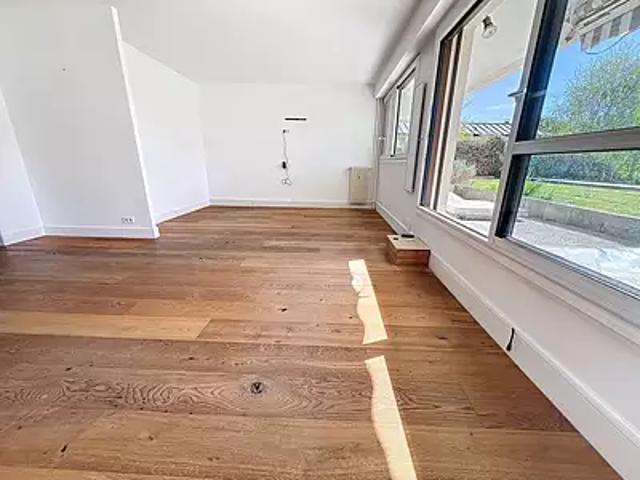 Appartement vente à Villeneuve, Garches