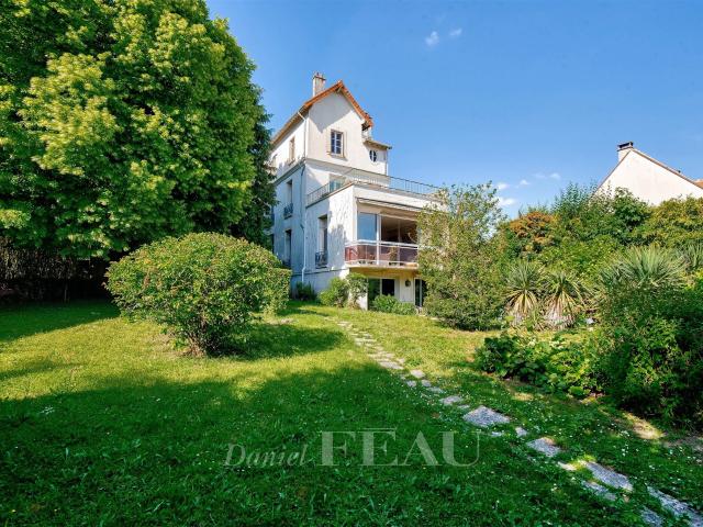 Maison vente à Nanterre, Garches