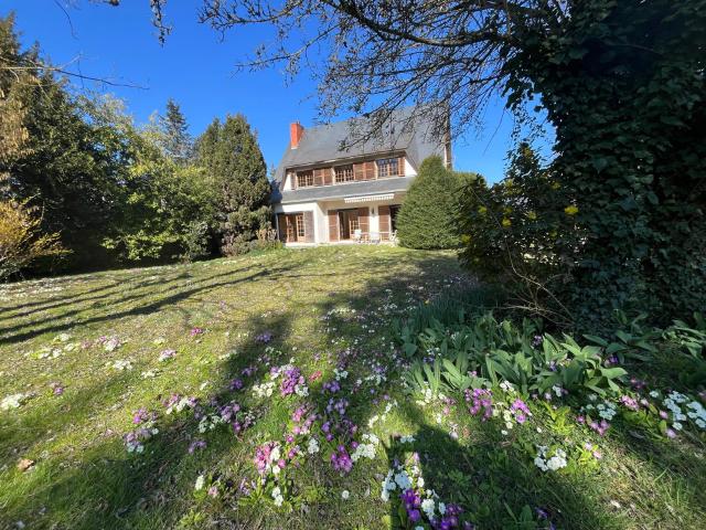 Maison vente à Petit Garches, Garches