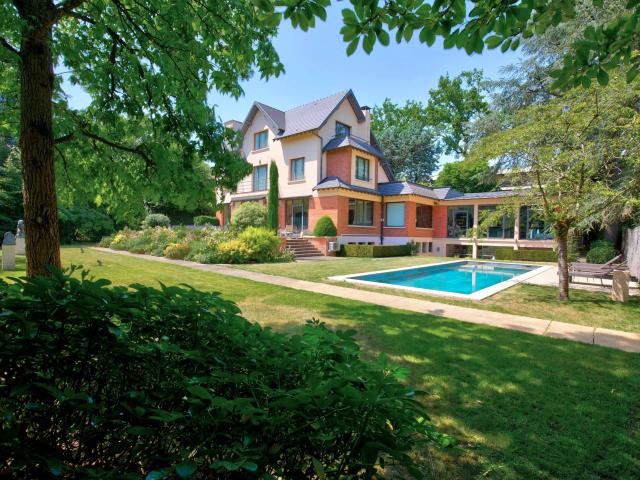 Maison vente à Nanterre, Garches