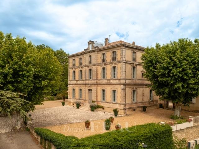 Maison vente à Nîmes, Lirac