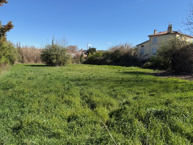 Terrain vente à Aix-en-Provence, Gardanne