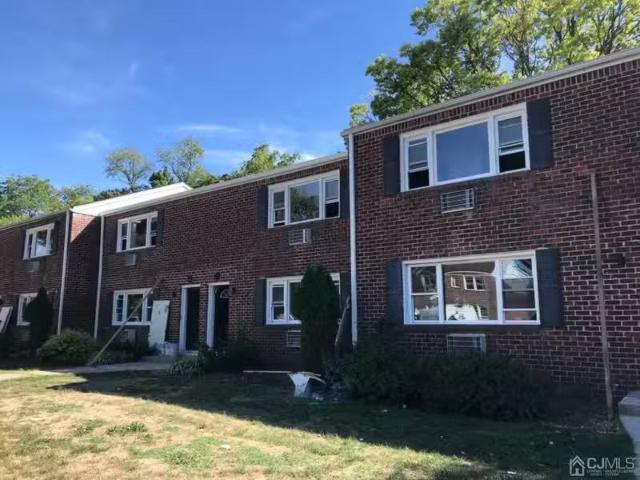 Condo for rent in Somerset