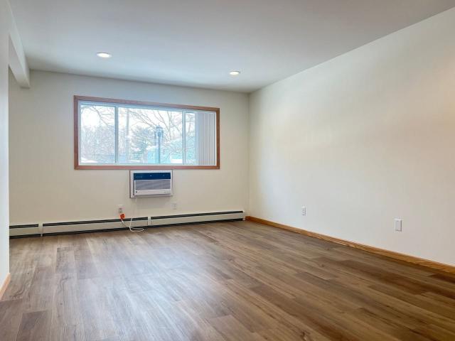 Apartment for rent in Hennepin, Minnesota