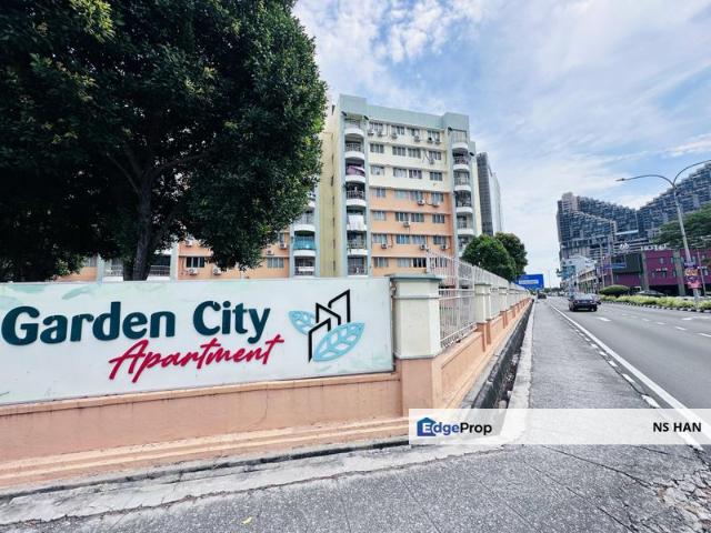 Condominium for sale in Malaka