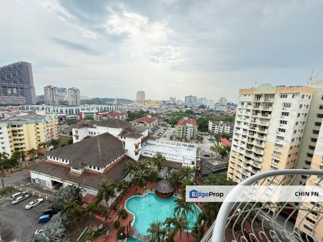 Condominium for sale in Malaka