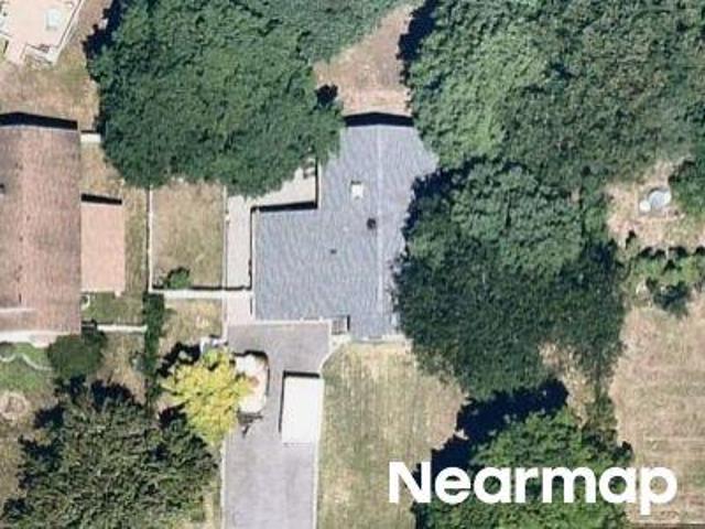 House for sale in Baywood, Town of Islip
