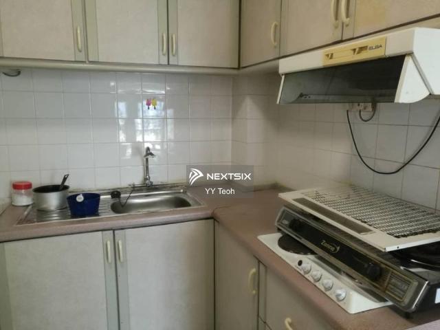 Apartment for rent in Malaka