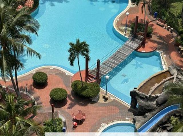 Condominium for sale in Malaka
