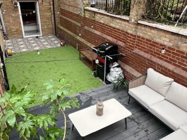 Apartment for rent in Brownswood Park, Stoke Newington