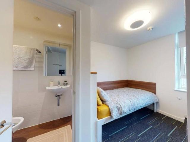 Apartment for rent in Saint Pancras, Greater London