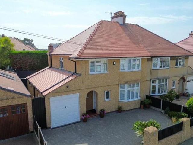 House for sale in Birkenhead, Liverpool City Region