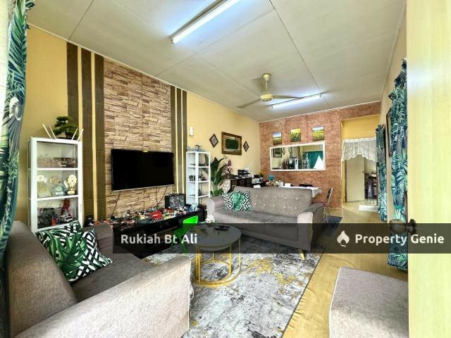 Terraced House for sale in Sendayan Village, Negeri Sembilan