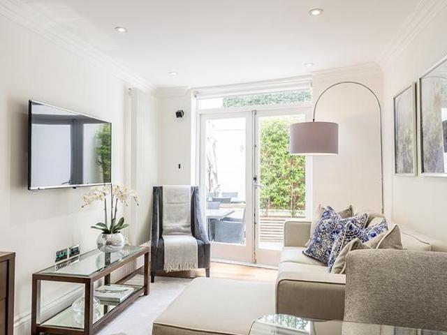 Apartment for rent in Bayswater, Greater London