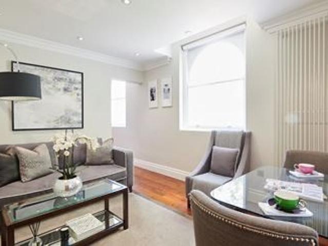 House for rent in Bayswater, Greater London