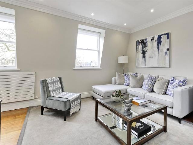 House for rent in Bayswater, Greater London