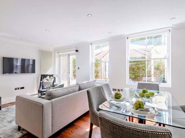 Apartment for rent in Bayswater, Greater London