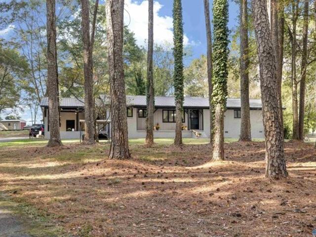 House for sale in Boaz, Alabama
