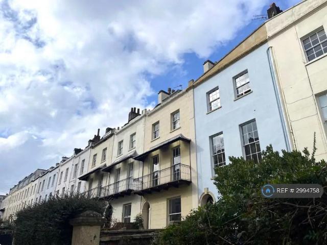 Apartment for rent in Spike Island, Feckenham