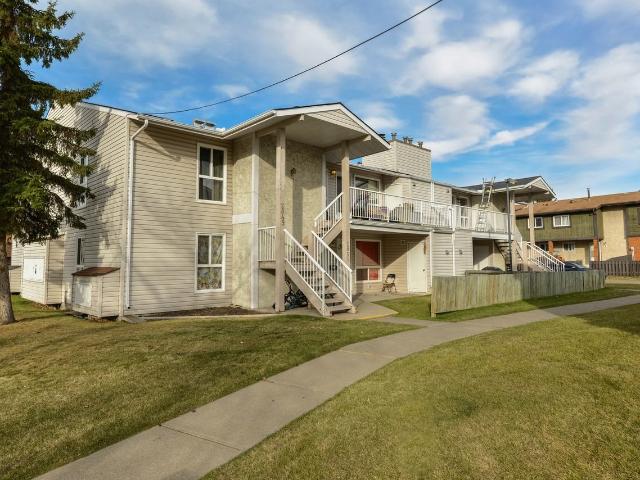 House for rent in Wedgewood, Alberta