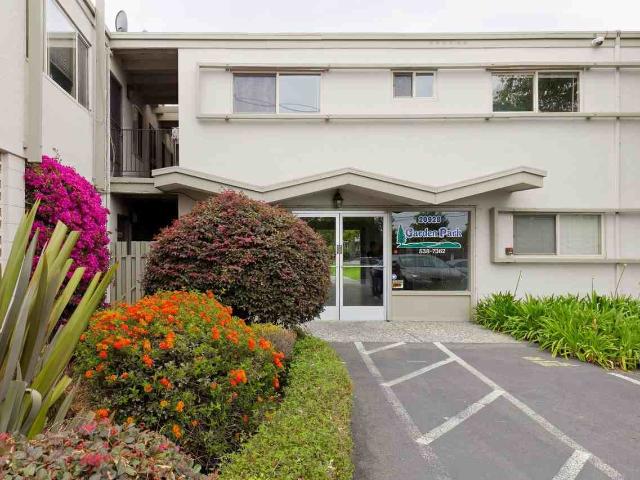 Apartment for rent in California