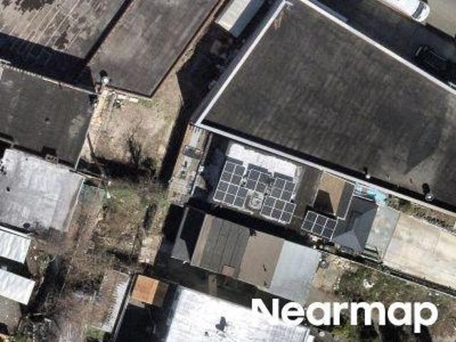House for sale in The Bronx, Arverne