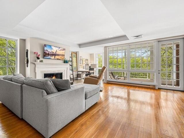 Condo for sale in Wellesley, Massachusetts