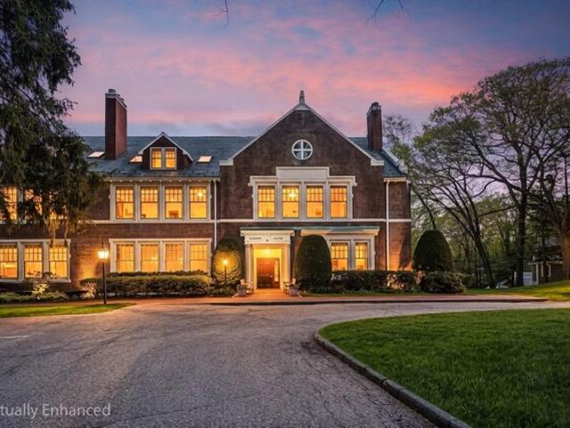 Condo for sale in Wellesley Hills, Wellesley
