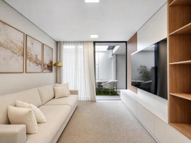 Apartamento venda em Região Geográfica Imediata do Distrito Federal, Região Integrada de Desenvolvimento do Distrito Federal e Entorno